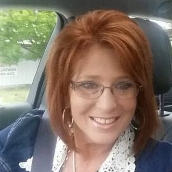 Meet your Posher, Rhonda - Picture 1 of 1